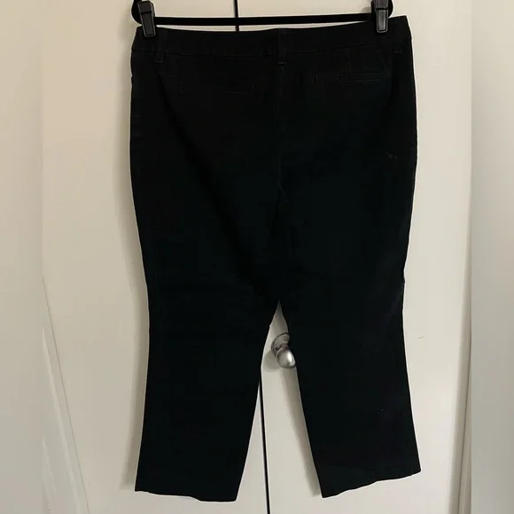 Women's Black Curvy-Fit Straight-Leg Pants - Picture 2 of 5